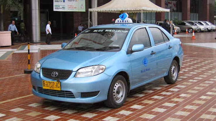 Mobil Toyota Limo Bekas Taksi