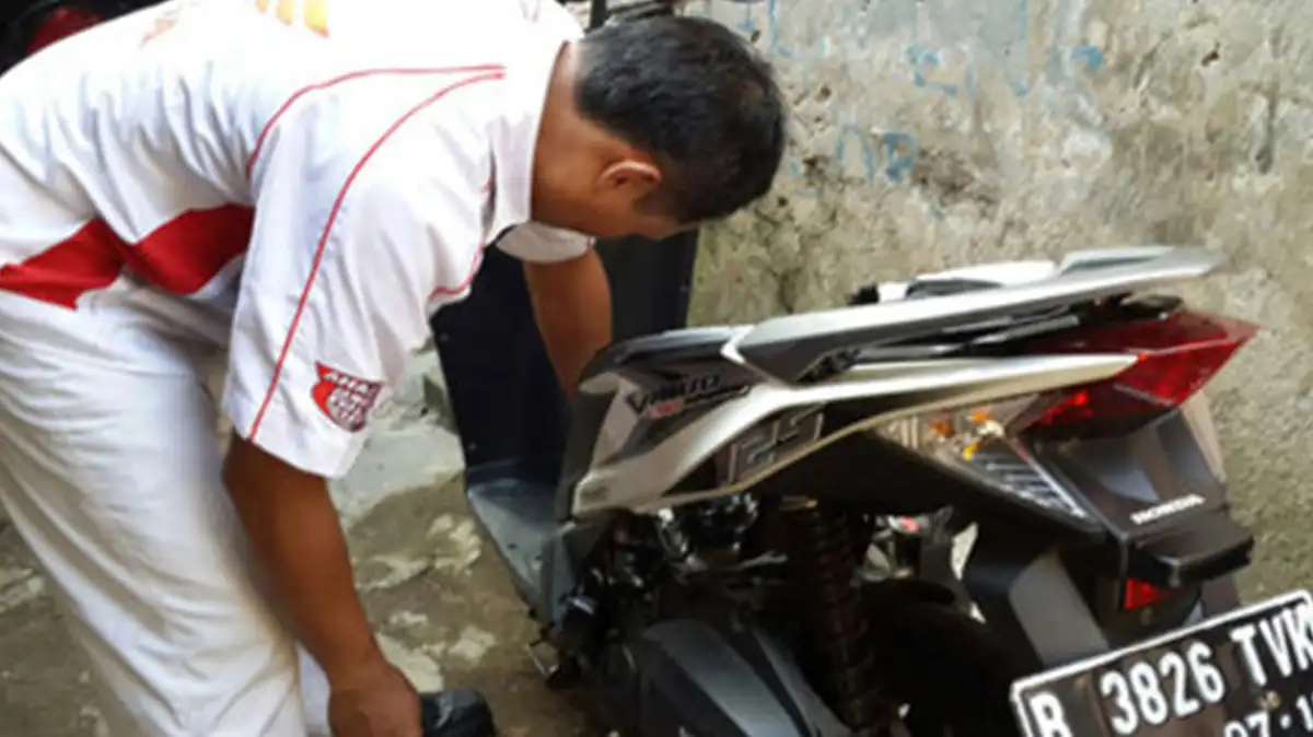 Tips Mencegah Kunci Kontak Motor Rusak